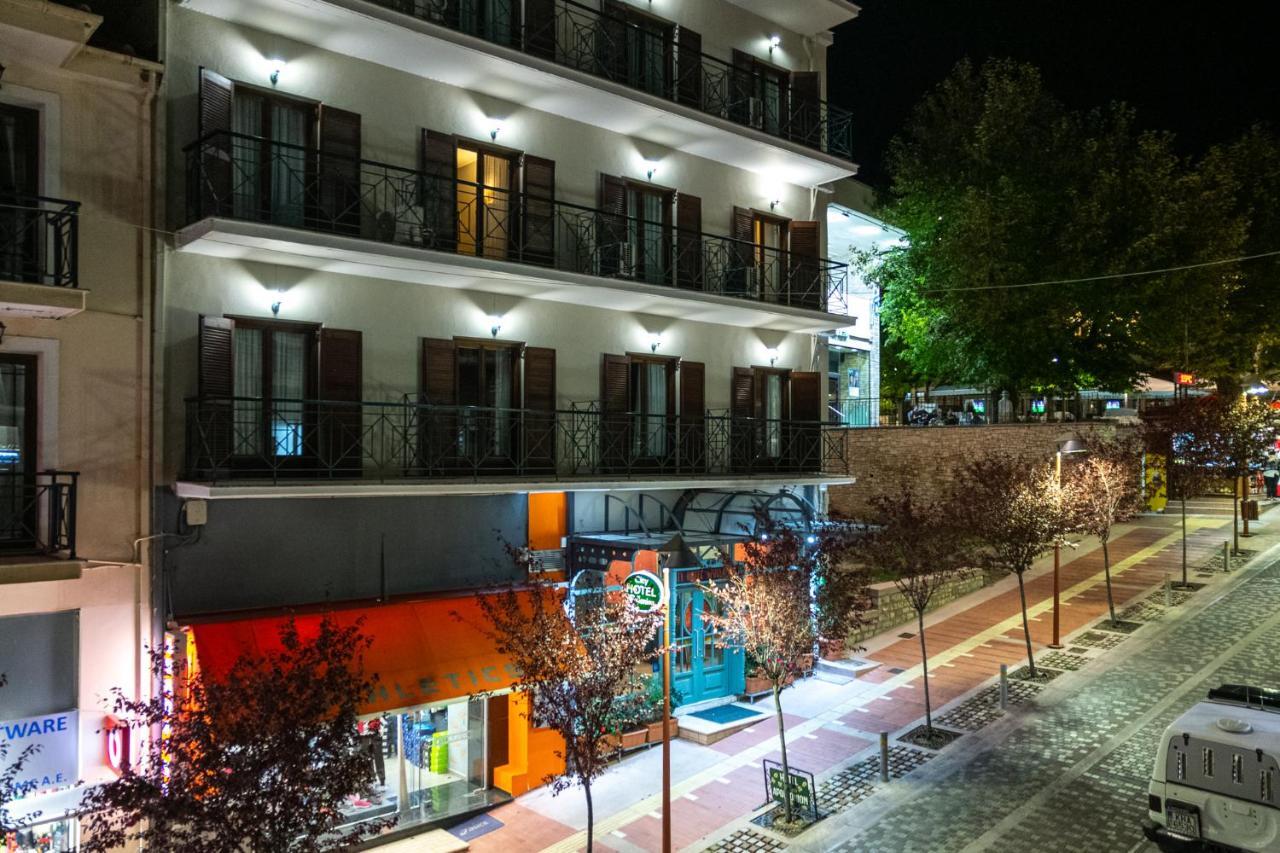 City Hotel Apollonion Karpenísion Exterior foto